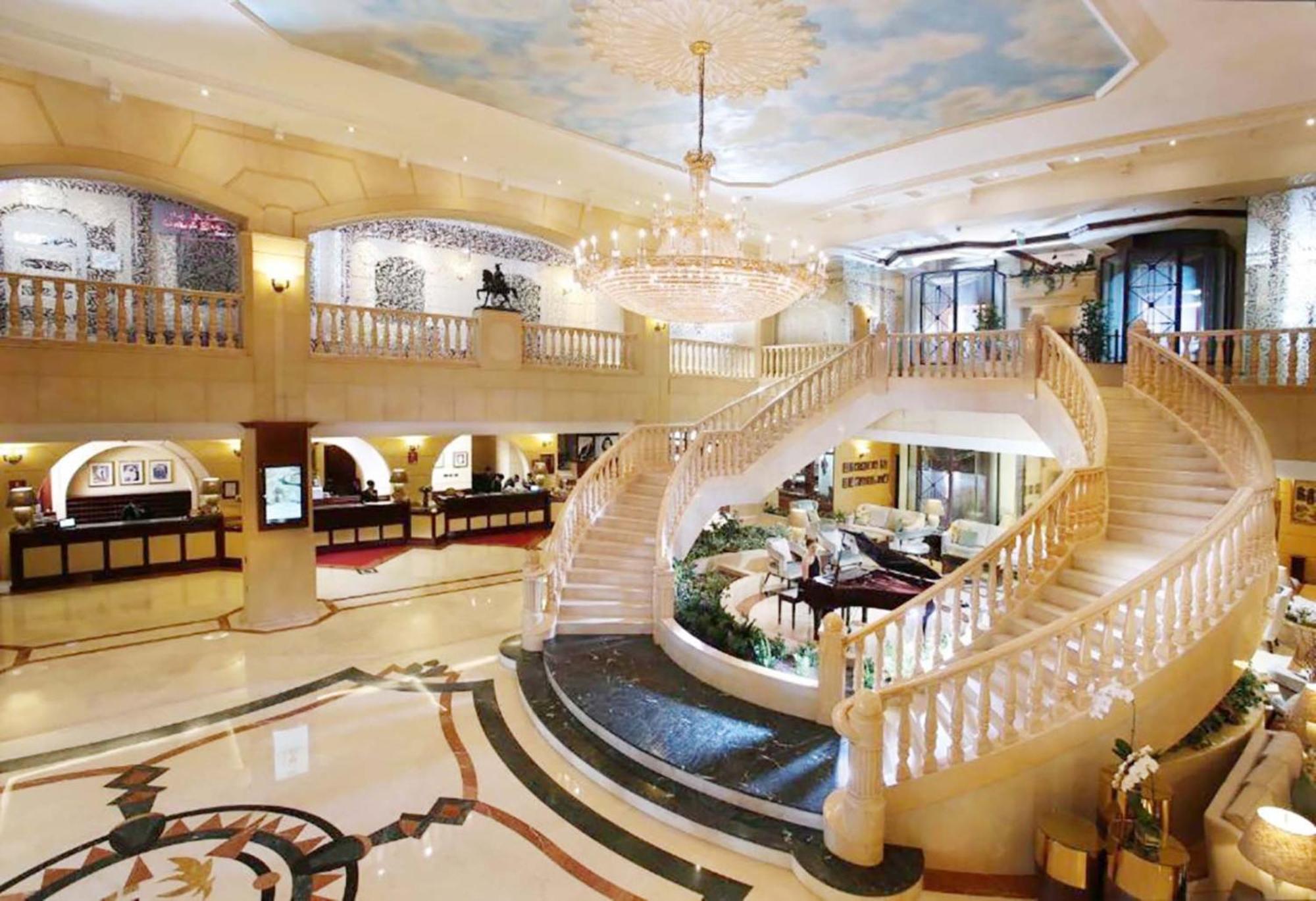 Knight Castle Hotel - Formerly Known As Carlton Palace Hotel Дубай Экстерьер фото